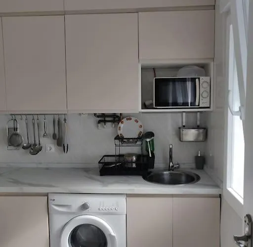 Apartamento Moderno Con Oficina Y Balcon