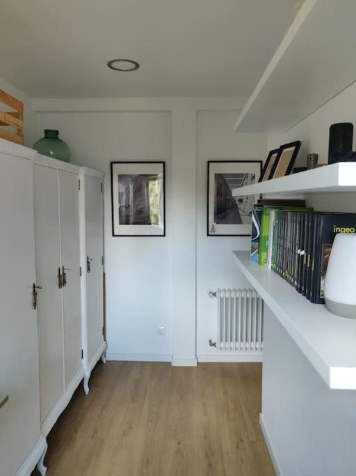 Moderno Con Oficina Y Balcon Appartement Madrid