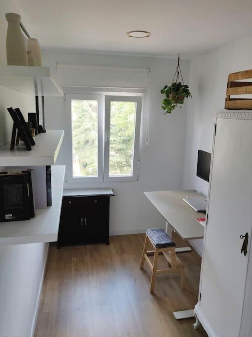 Appartement Moderno Con Oficina Y Balcon